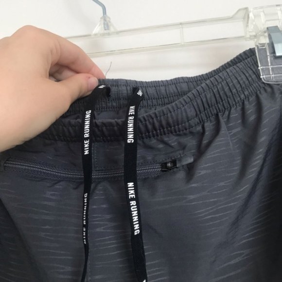 Nike tempo gray patterned running shorts - Picture 5 of 7